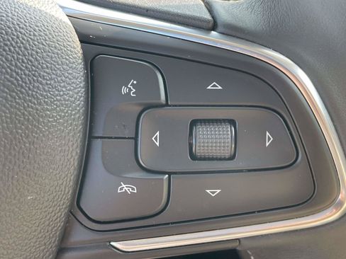 Certified 2021 Buick Envision Avenir w/ Technology Package II AWD/4WD image 28
