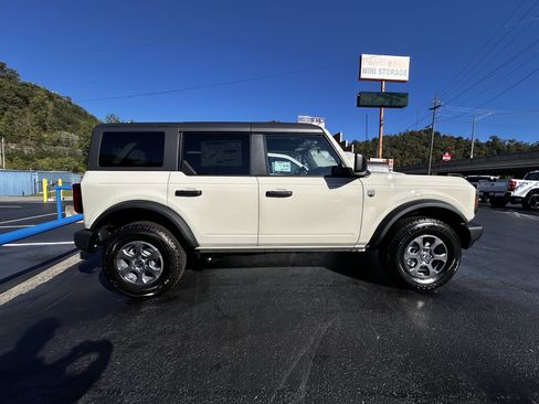 New 2025 Ford Bronco Big Bend image 30