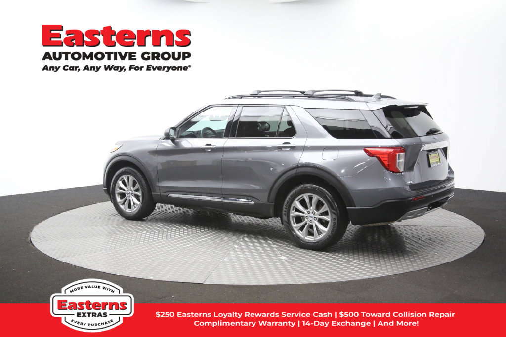 Used 2023 Ford Explorer XLT w/ Equipment Group 202A AWD/4WD image 64