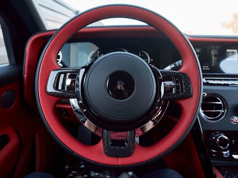 Used 2025 Rolls-Royce Cullinan Black Badge AWD/4WD image 57