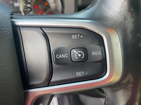 Used 2019 RAM 1500 Big Horn AWD/4WD image 18