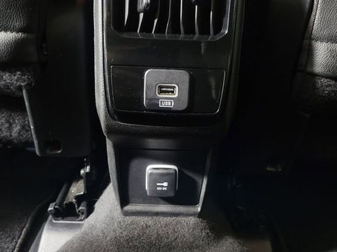 Used 2022 Jeep Compass Limited image 33