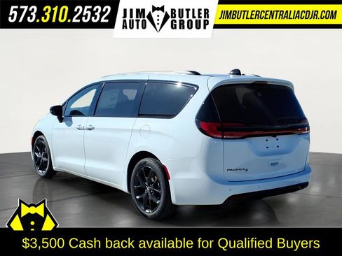 New 2026 Chrysler Pacifica Select w/ S Appearance Package FWD image 5