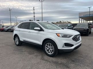 Used 2023 Ford Edge SEL video 1