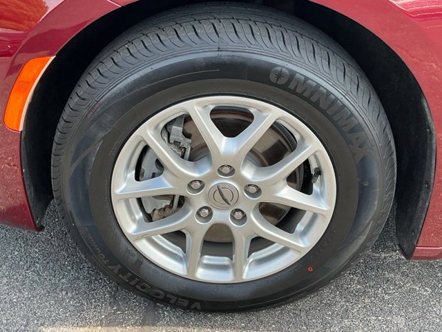 Used 2021 Chrysler Pacifica Touring-L FWD image 8