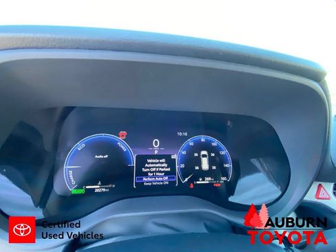 Certified 2025 Toyota Sienna XLE Woodland Edition AWD/4WD image 45