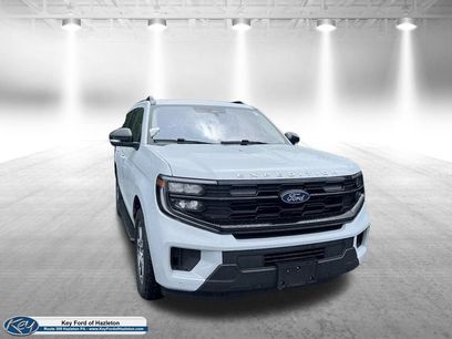 Used 2025 Ford Expedition Active
