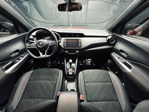 Used 2020 Nissan Kicks SV FWD image 23