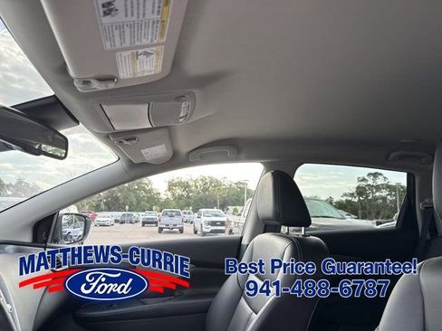 Used 2024 Nissan Murano SV w/ SV Midnight Edition Package FWD image 11