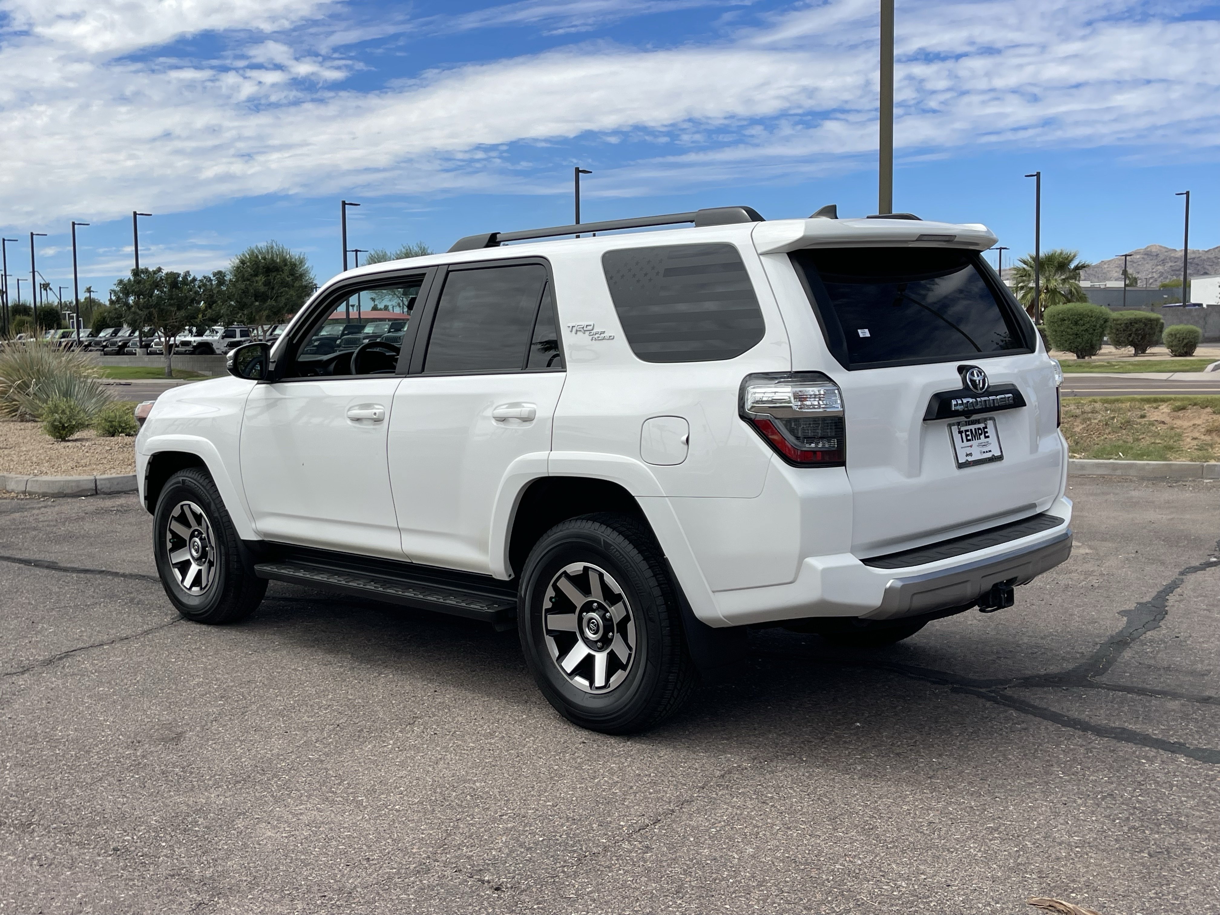Used 2020 Toyota 4Runner TRD Off-Road Premium AWD/4WD image 4