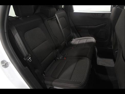 Used 2024 Ford Escape Active AWD/4WD image 17