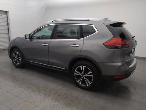 Used 2017 Nissan Rogue SL w/ SL Premium Package image 3