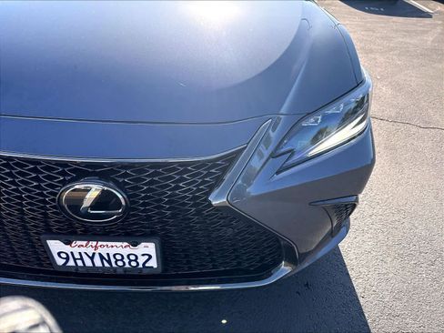Used 2024 Lexus ES 300h F Sport w/ Accessory Package (Z1) FWD image 32