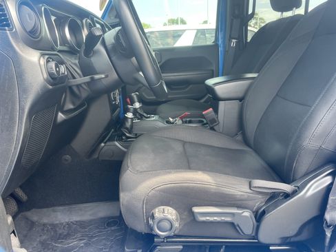 Used 2022 Jeep Wrangler Unlimited Sport AWD/4WD image 15