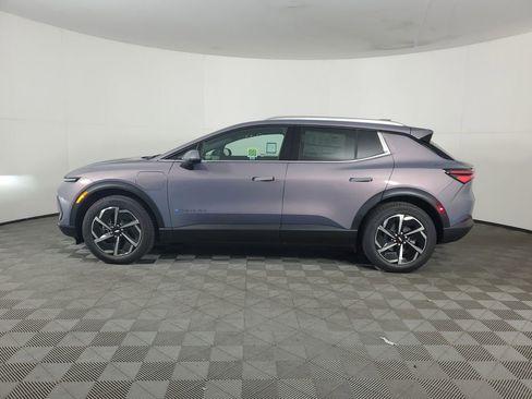 New 2026 Chevrolet Equinox EV LT image 7