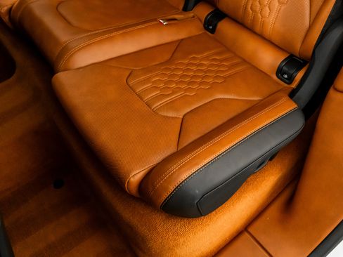 Used 2023 Lamborghini Urus S image 30