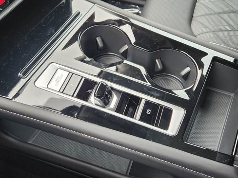 New 2025 Volkswagen Atlas SEL Premium R-Line image 15