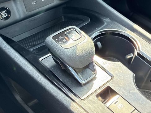 Used 2024 Nissan Rogue S FWD image 26