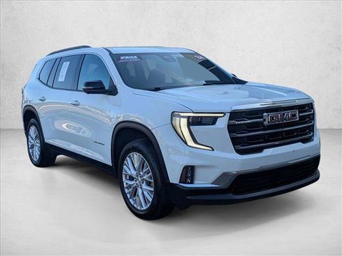 Used 2024 GMC Acadia Elevation image 3