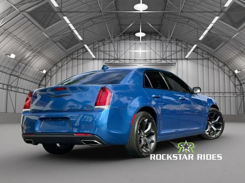Used 2021 Chrysler 300 Touring w/ Sport Appearance Package RWD image 2
