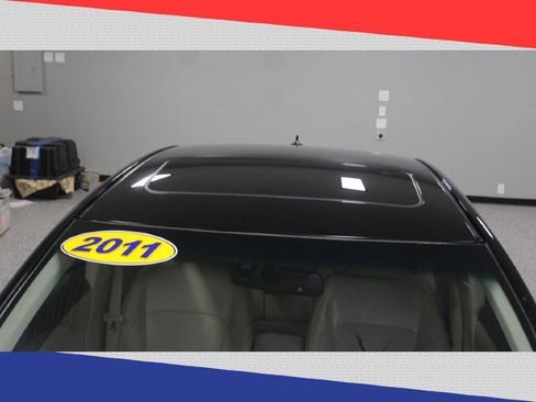 Used 2011 Lexus ES 350 image 8