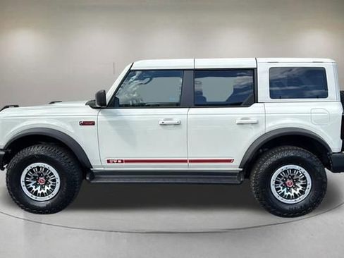 New 2026 Ford Bronco Outer Banks w/ Sasquatch Package AWD/4WD image 3