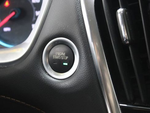 Used 2021 Chevrolet Traverse LT w/ LPO, Cargo Package image 37