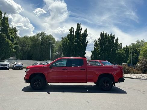 Used 2024 Chevrolet Silverado 1500 LT Trail Boss w/ LT Trail Boss Premium Package AWD/4WD image 9
