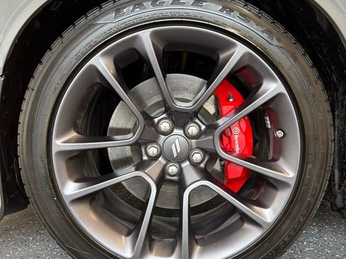 Used 2023 Dodge Challenger R/T w/ Performance Handling Group image 33