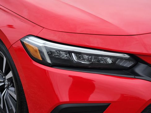 Used 2024 Honda Civic EX image 10