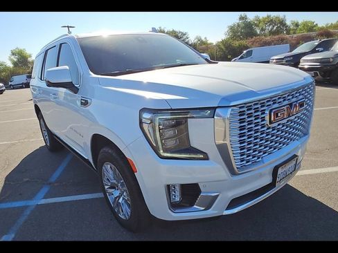 Used 2022 GMC Yukon Denali w/ Max Trailering Package AWD/4WD image 6
