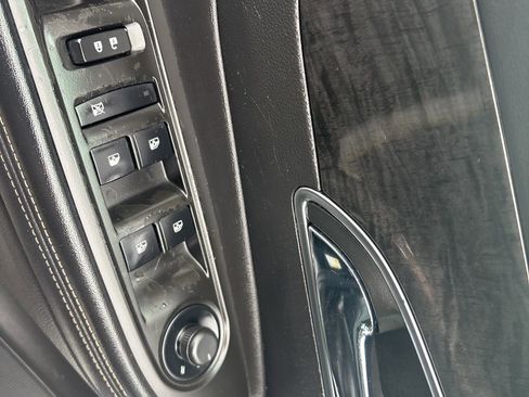 Used 2015 Buick Encore Premium image 22