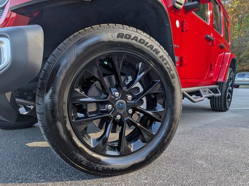 Used 2024 Jeep Wrangler Sahara w/ Technology Group image 34