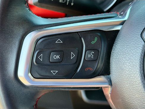 Used 2018 Jeep Wrangler Unlimited Rubicon AWD/4WD image 16