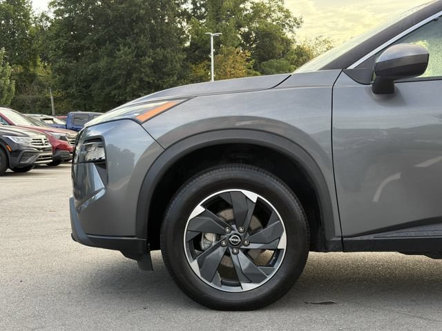 Used 2025 Nissan Rogue SV AWD/4WD image 9