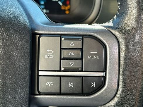 Used 2023 Ford F150 Lariat w/ Equipment Group 502A High image 31