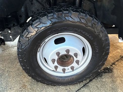 Used 2015 Ford F350 XL w/ Power Equipment Group image 21