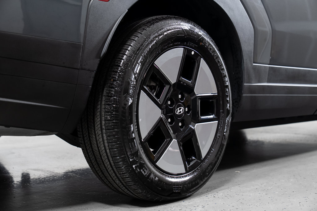 Certified 2026 Hyundai Santa Fe SE FWD image 8