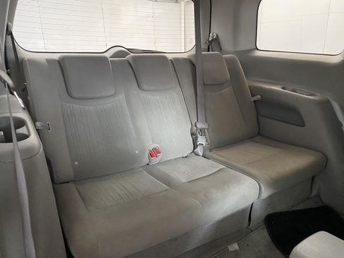 Used 2015 Nissan Quest SV FWD image 12
