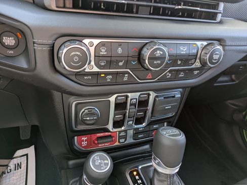 New 2025 Jeep Wrangler Unlimited Rubicon 392 image 14