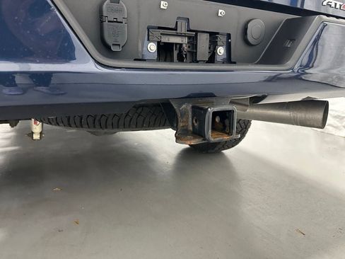 Used 2022 GMC Sierra 2500 AT4 image 46