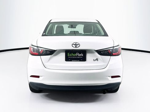 Used 2018 Toyota Yaris iA FWD image 7