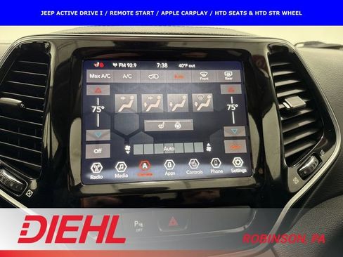 Used 2019 Jeep Cherokee Limited image 31