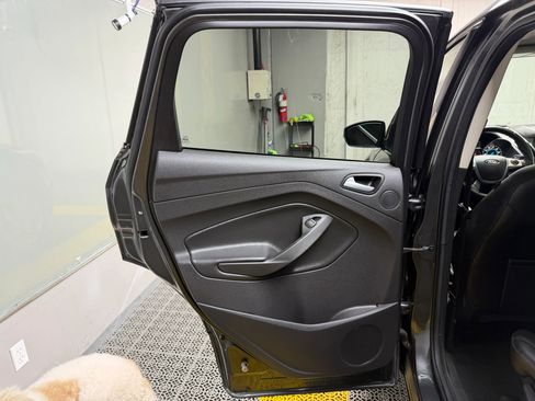 Used 2015 Ford Escape Titanium w/ Equipment Group 301A image 14