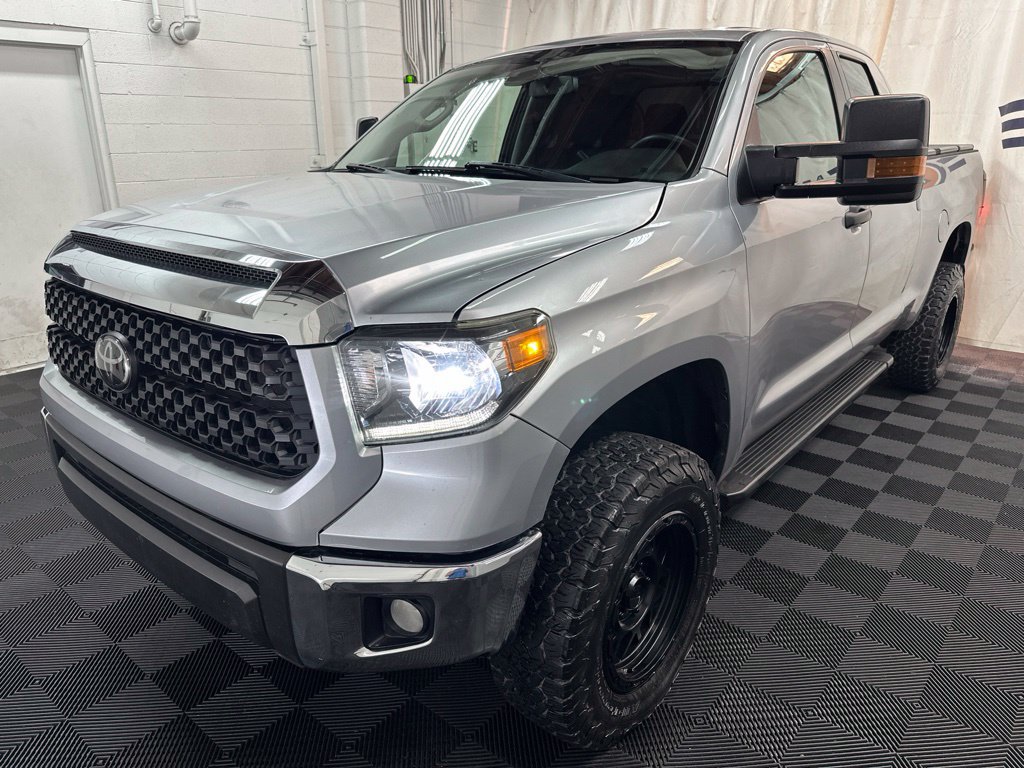 Used 2020 Toyota Tundra SR5 AWD/4WD image 4