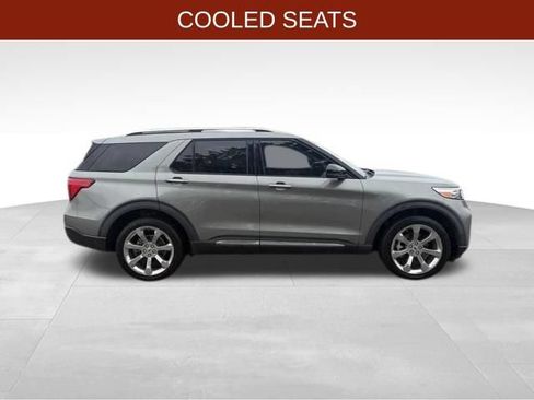 Used 2020 Ford Explorer Platinum w/ Premium Technology Package AWD/4WD image 8