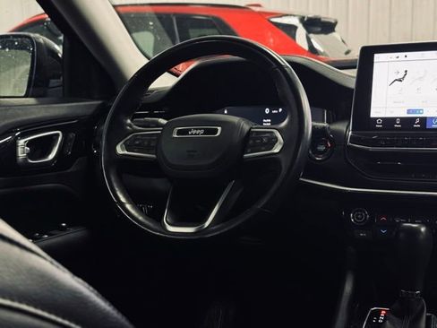 Used 2022 Jeep Compass Trailhawk w/ Trailhawk Elite Group image 26