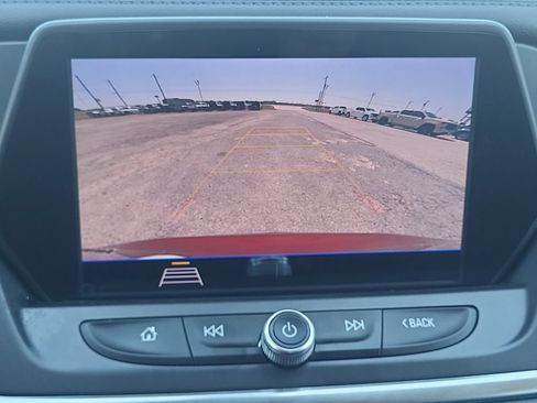 Used 2020 Chevrolet Blazer LT FWD image 16