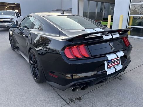 Used 2022 Ford Mustang Shelby GT500 w/ Technology Package image 4