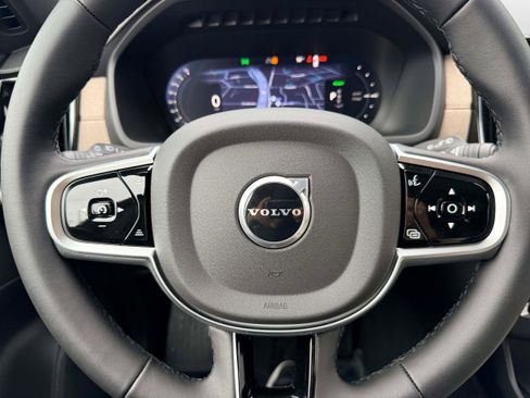 New 2026 Volvo XC90 T8 Plus image 20